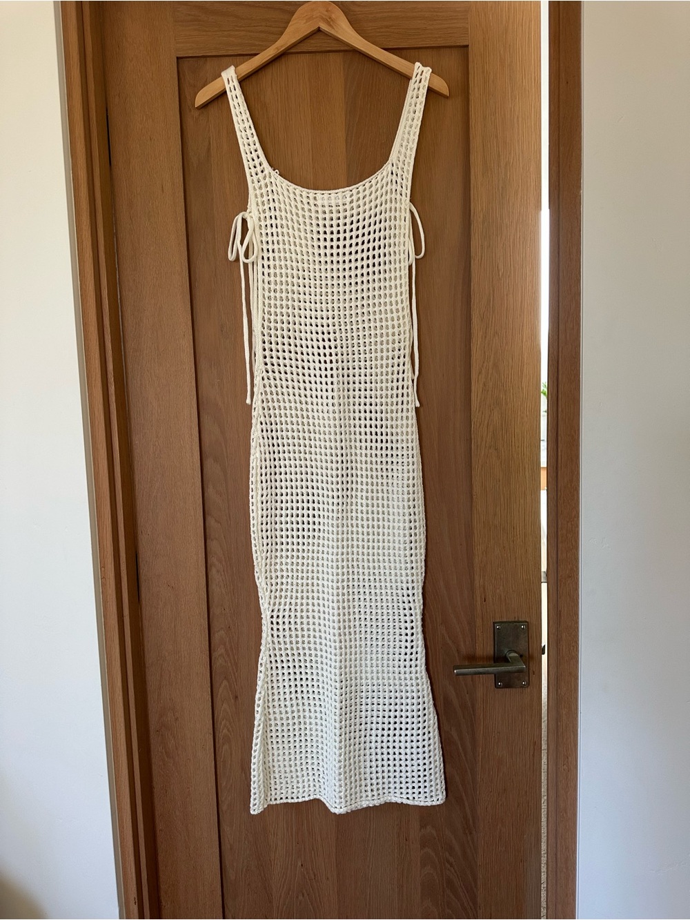 Keen White Crochet Knit Coverup with Adjustable Side Ties Size Small